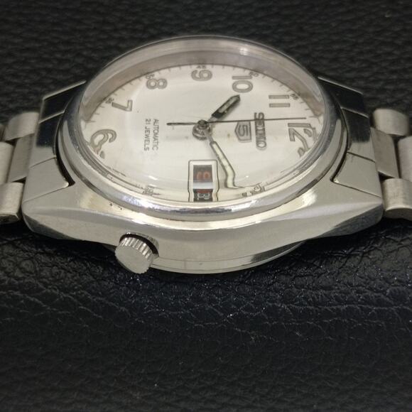 Vintage 1985 Seiko Automatic Mens Silver Watch W/daydate & Patina accents - Picture 5 of 10